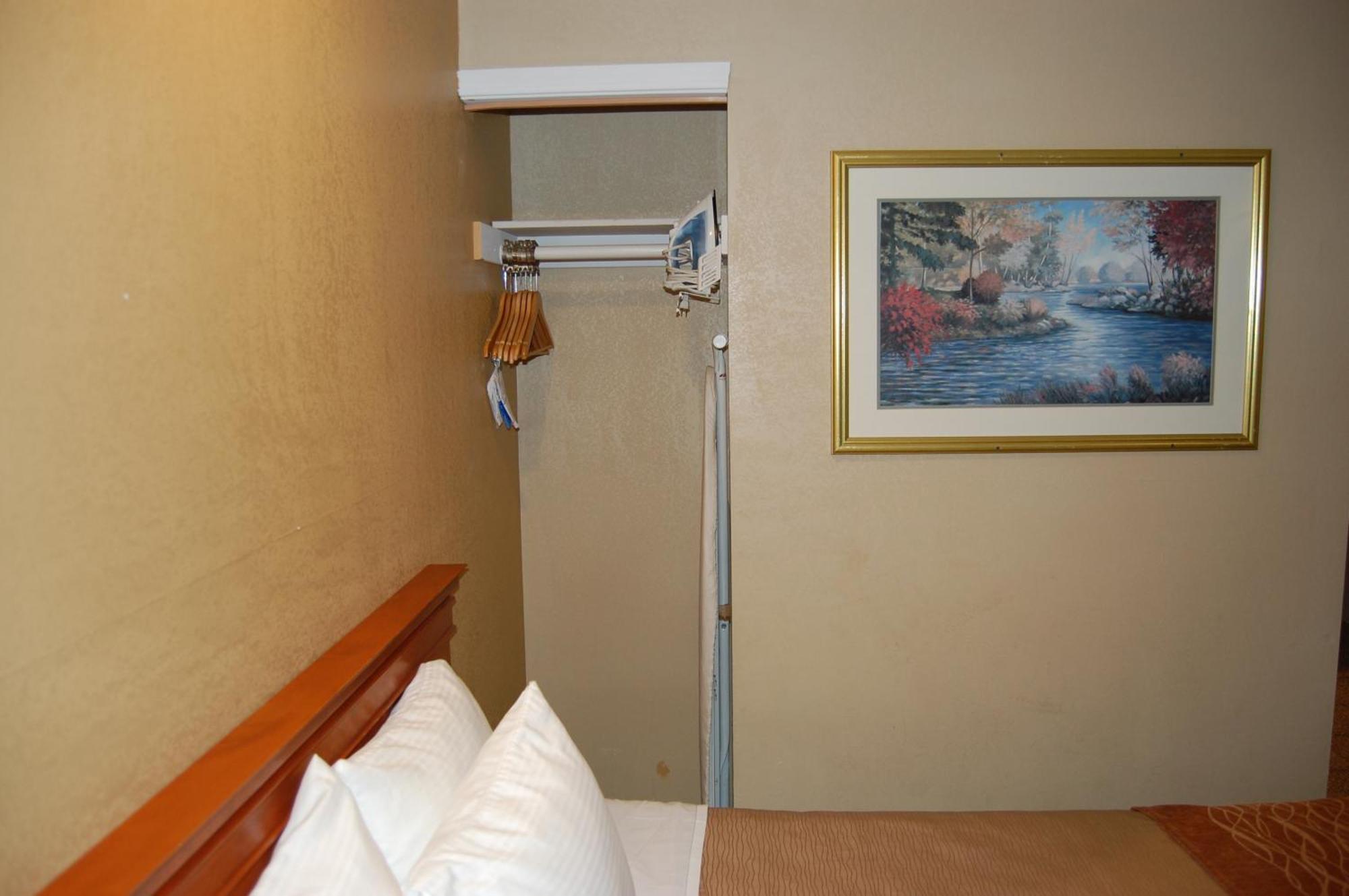 Pleasant Hill Inn Екстер'єр фото